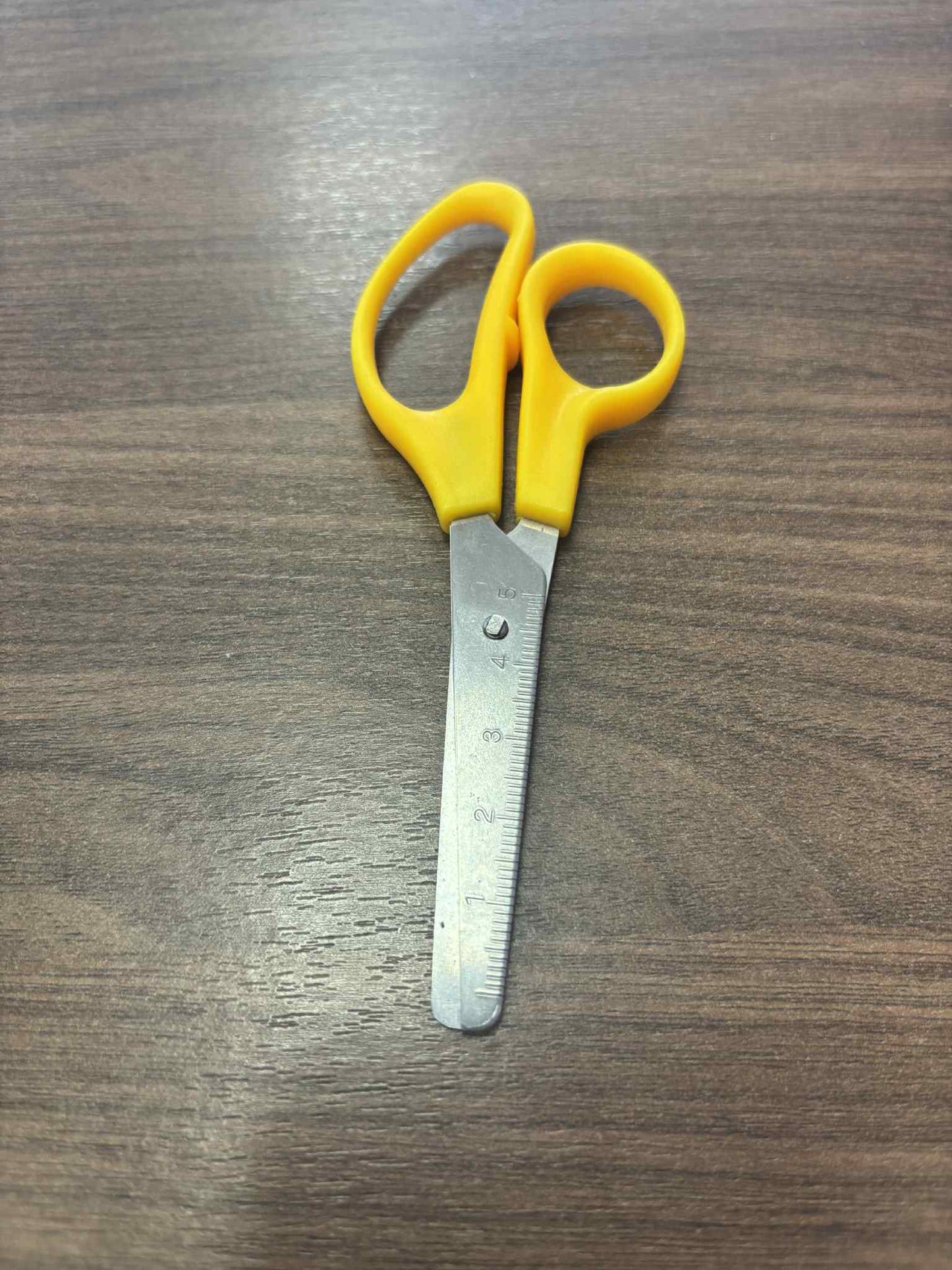 Kids Scissors - Assorted Colors